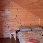 біля лісу з двома спальнями Chalet