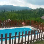 біля лісу з двома спальнями Chalet