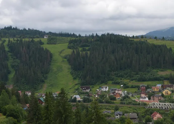 біля лісу з двома спальнями Chalet Slavske