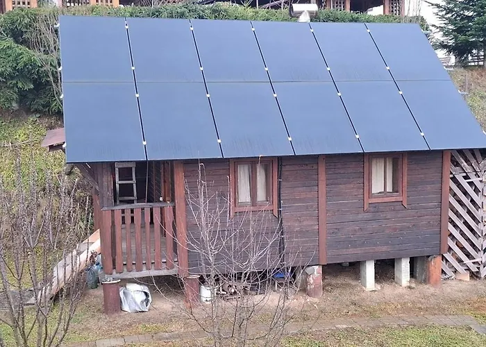 Chalet біля лісу з двома спальнями
